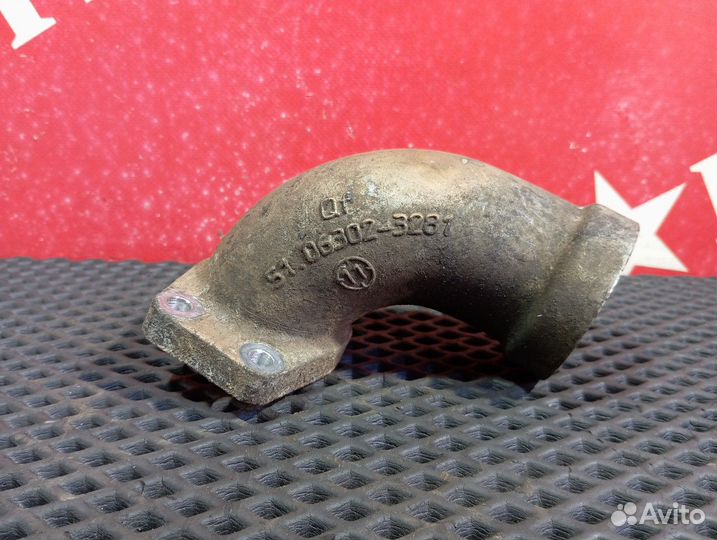 Патрубок системы охлаждения