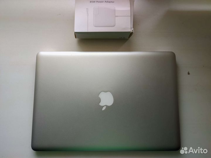 MacBook Pro 15 core i5/4/500 отличный