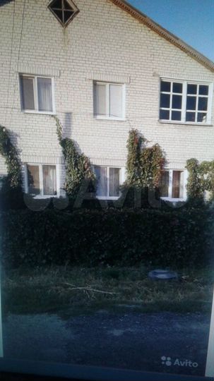 Дом 200 м² на участке 13 сот.