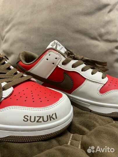 Кроссовки Nike SB Dunk x Suzuki RG500 Ninja