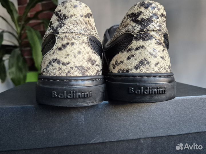 Полуботинки