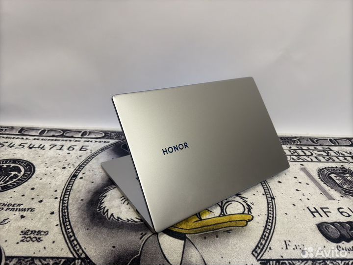 Honor magicbook 15 Ryzen7/16/512