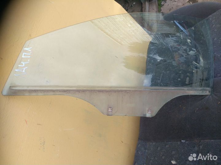 Стекло передней левой двери Chevrolet Lacetti