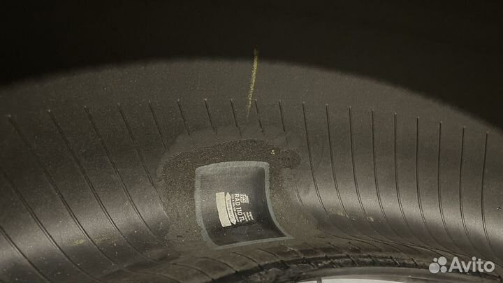 Nokian Tyres Hakkapeliitta R SUV 275/45 R20 110R