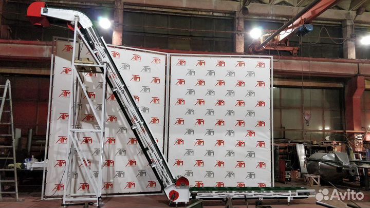 Скребковый ленточный транспортер