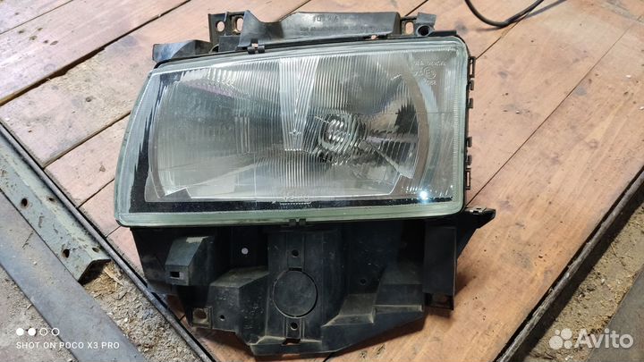 Фара передняя левая Volkswagen Transporter T4