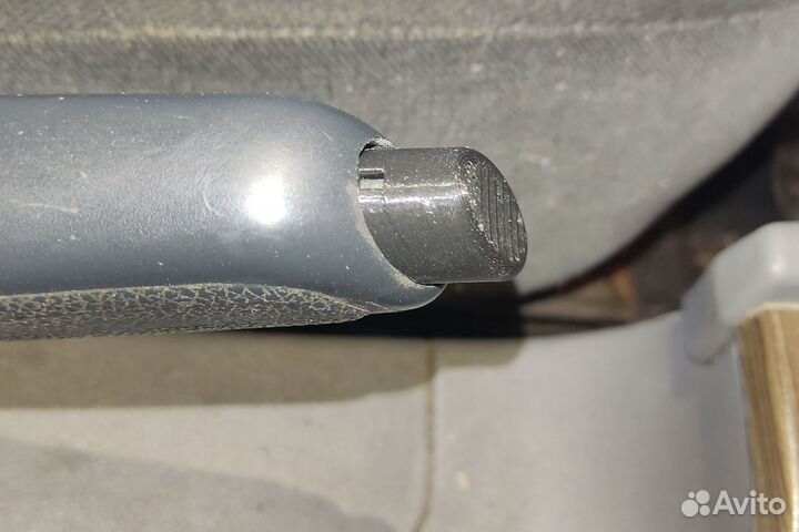 Кнопка ручника Ford Focus 2 (номер 1447426)