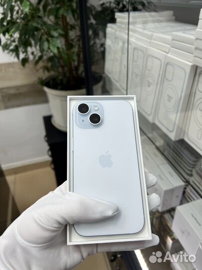 iPhone 15, 256 ГБ