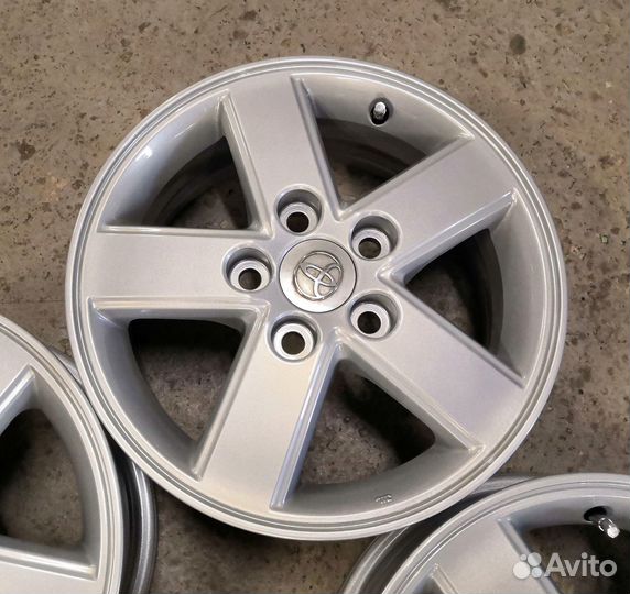 Как новые оригиналы Toyota R15 5*114.3 Б/П по РФ