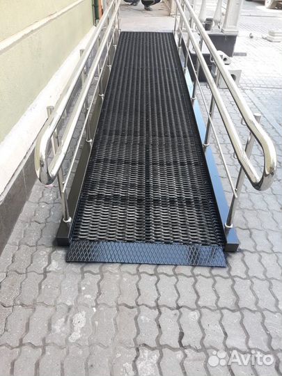 Пандус для инвалидов