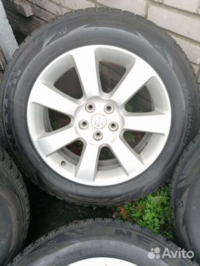 Suzuki Grad Vitara 225/60 R18