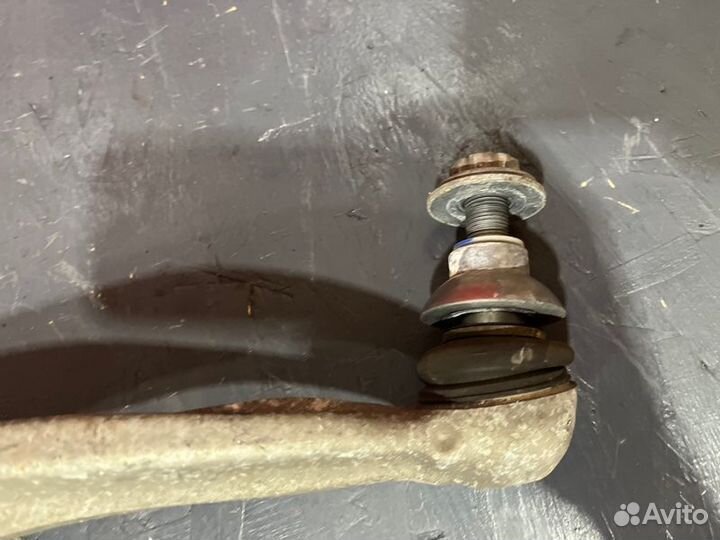 Рычаг передний правый Mercedes-Benz S-Class W222