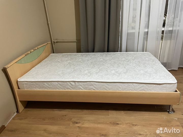 Продам кровать + матрас