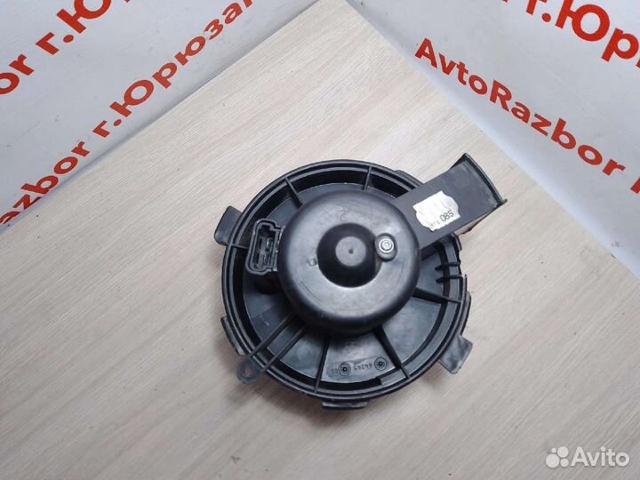 Мотор печки Peugeot 206