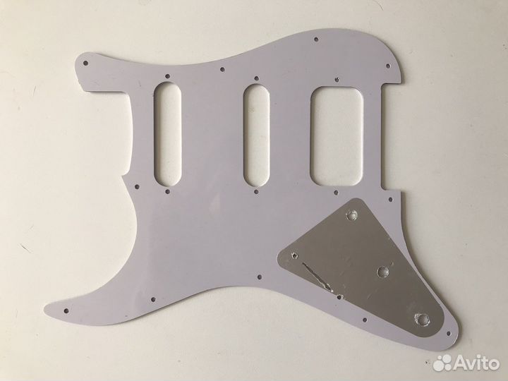 Пикгард Stratocaster HSS