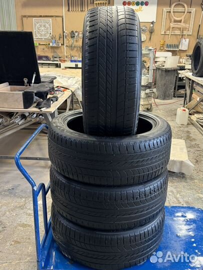 Goodyear Eagle F1 Asymmetric SUV 4x4 275/45 R21