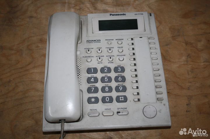 Системный телефон panasonic KX-T7735RU