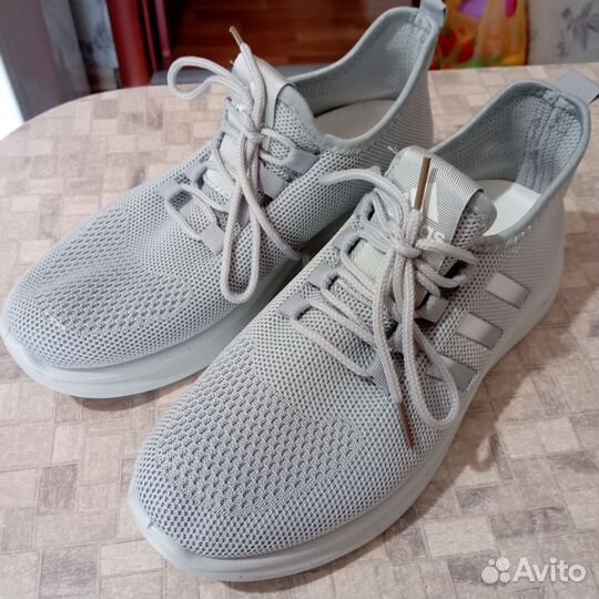 Новые кроссовки adidas женские