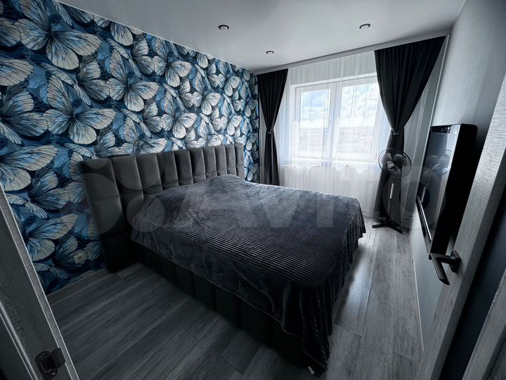 2-к. квартира, 56 м², 12/12 эт.