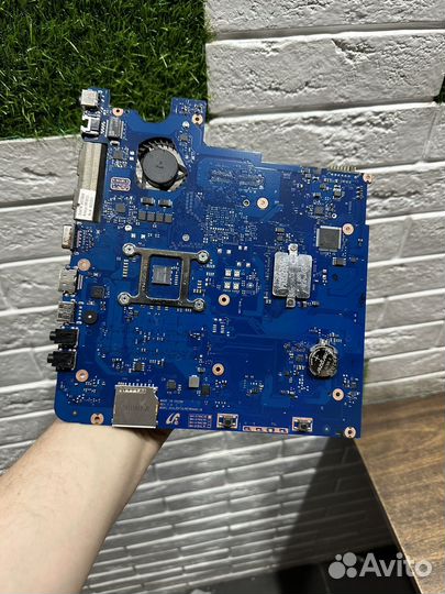 Мать samsung np300e5a hm65 intel UMA