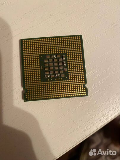 Процессор Intel Pentium 4 640 Prescott LGA775