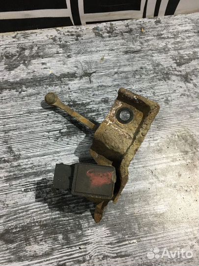 Датчик уровня кузова Mercedes-Benz S-class W220