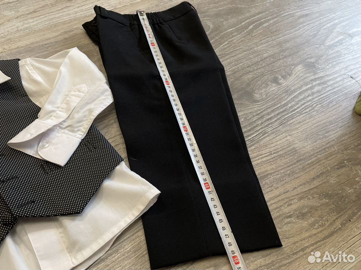 Строгий костюм