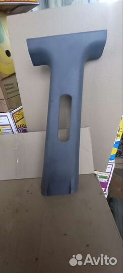 Накладка средней стойки правая Hyundai Accent