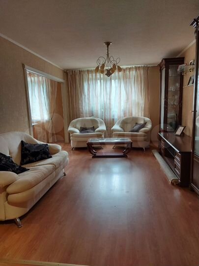 3-к. квартира, 67,4 м², 2/10 эт.