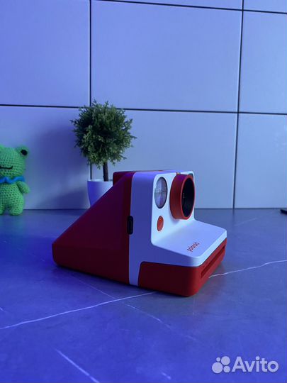 Polaroid Now Generation 2 i-Type Instant Camera