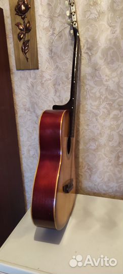 Продам гитару