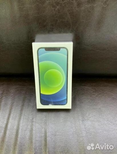 iPhone 12, 64 ГБ