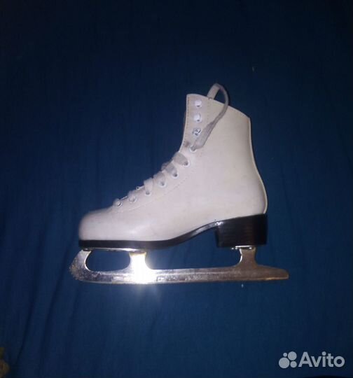 Фигурные коньки Graf Montana Gold