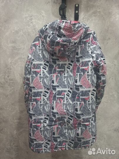 Куртка на девочку подростка