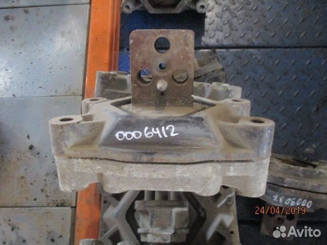 Подушка двс 74279385002 MAN-90 TGA 2002 MAN 819621