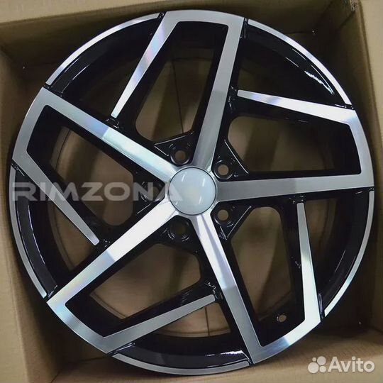 Литой диск Powcan R17 5x112