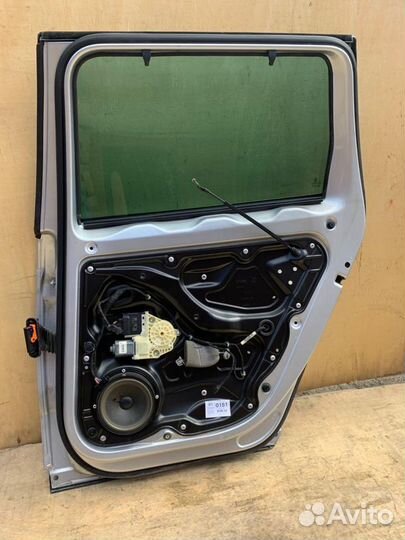Дверь задняя правая VW Passat B6