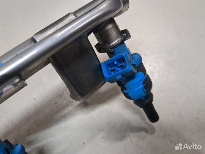 Форсунка топливная Volkswagen Passat 5, 2000