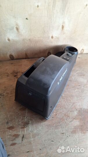 Хюндай матрикс подлокотник