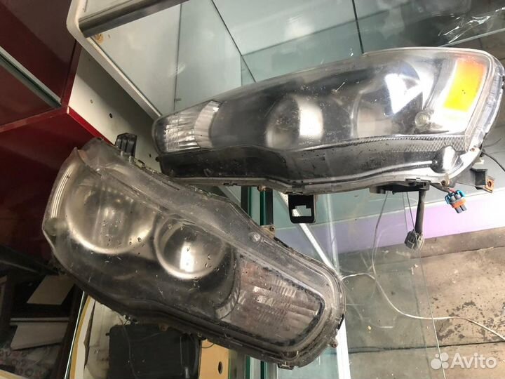 Фары на митсубиси лансер 10