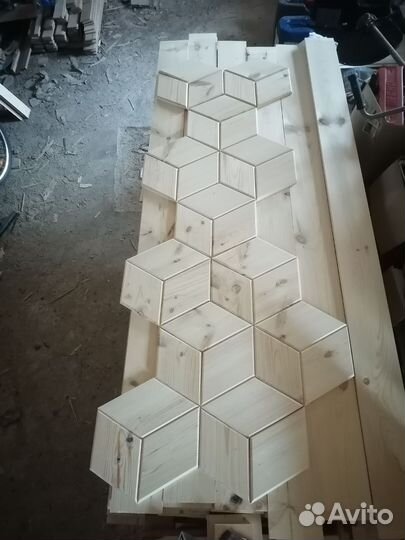 Стеновой паркет из хвои