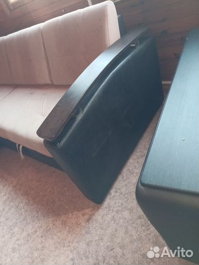 Угловой диван