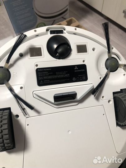 Продам робот пылесос