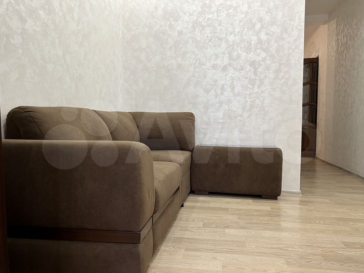 4-к. квартира, 103 м², 1/2 эт.