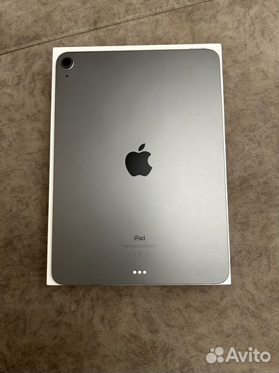iPad air 4 64gb wifi