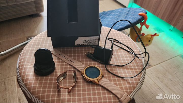 Samsung galaxy watch 42mm sm r810