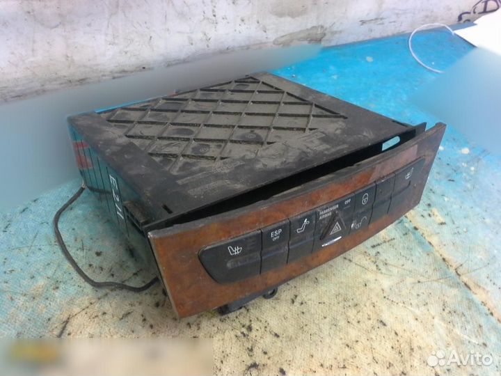 Блок кнопок Mercedes Benz W211 E-Klasse 2002-2009