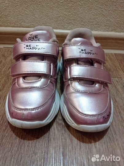 Кроссовки для девочки 29