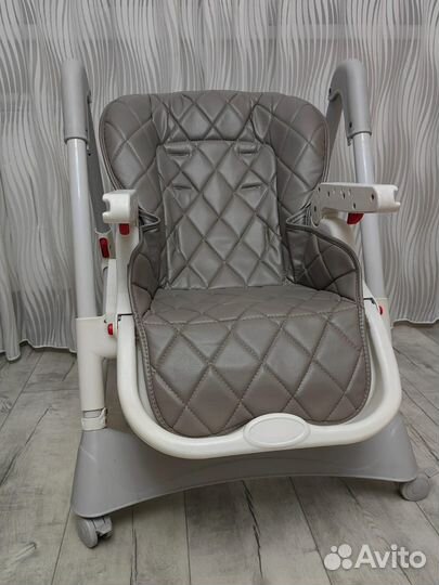 Стульчик для кормления babyton