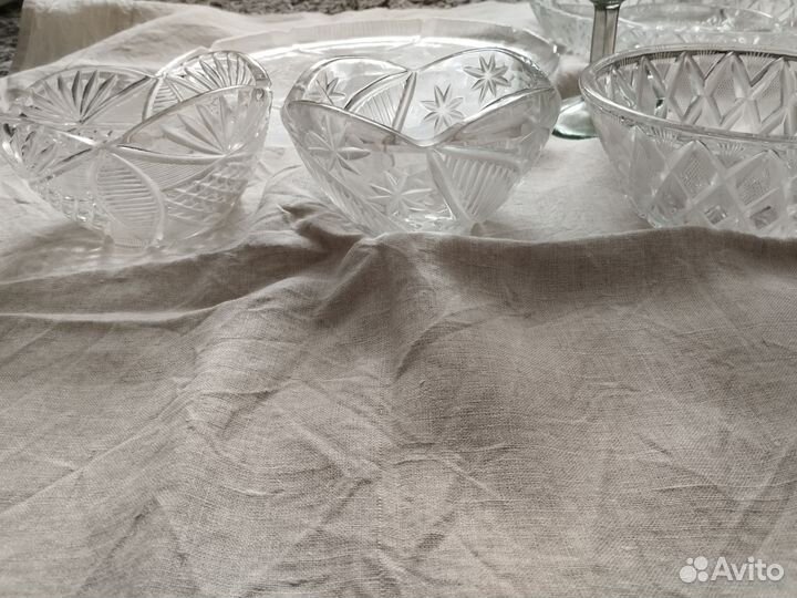 Блюда стеклянные,новые,кувшин
